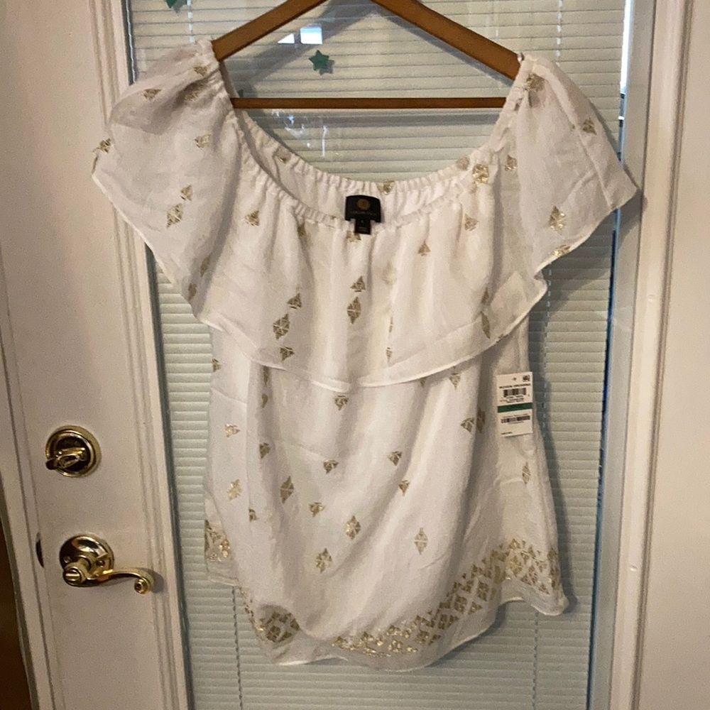 JM Collection woman’s L white and gold blouse